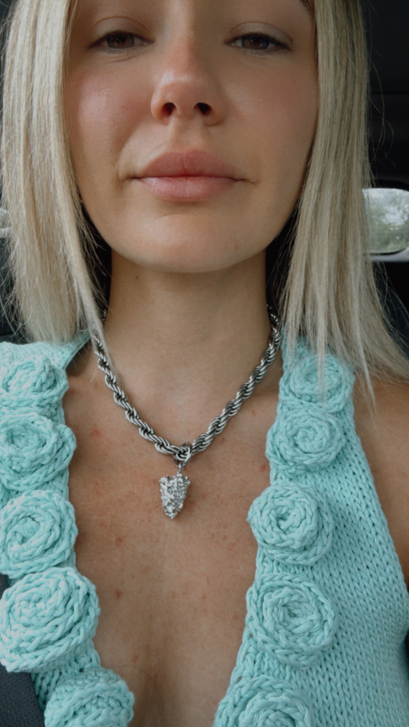 BIG BUD NECKLACE