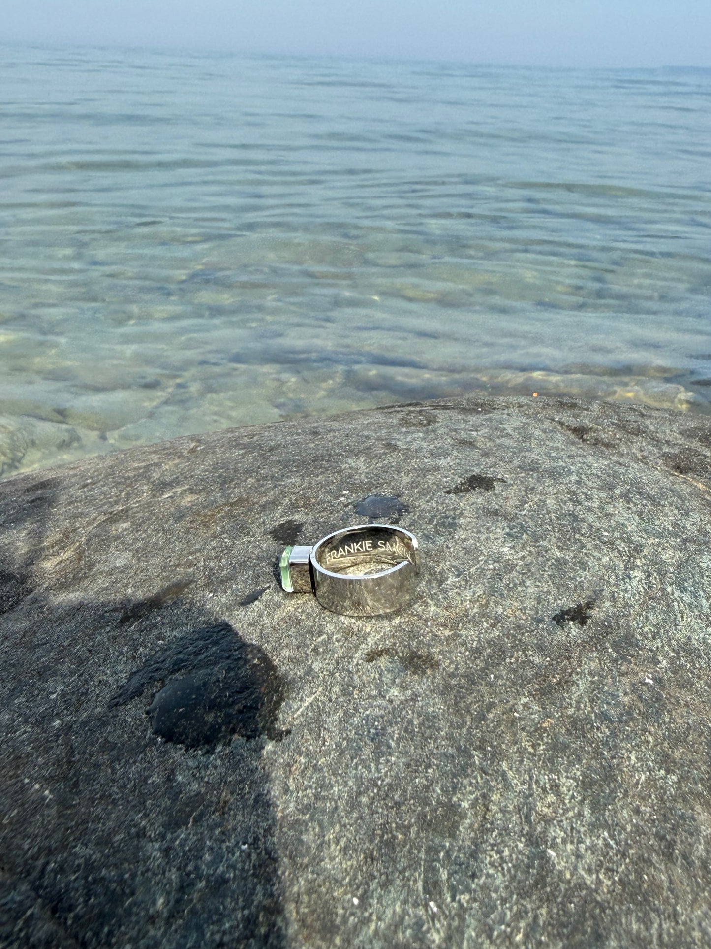 EMERALD HOUR X FRANKIE SMOKE MOOD RING